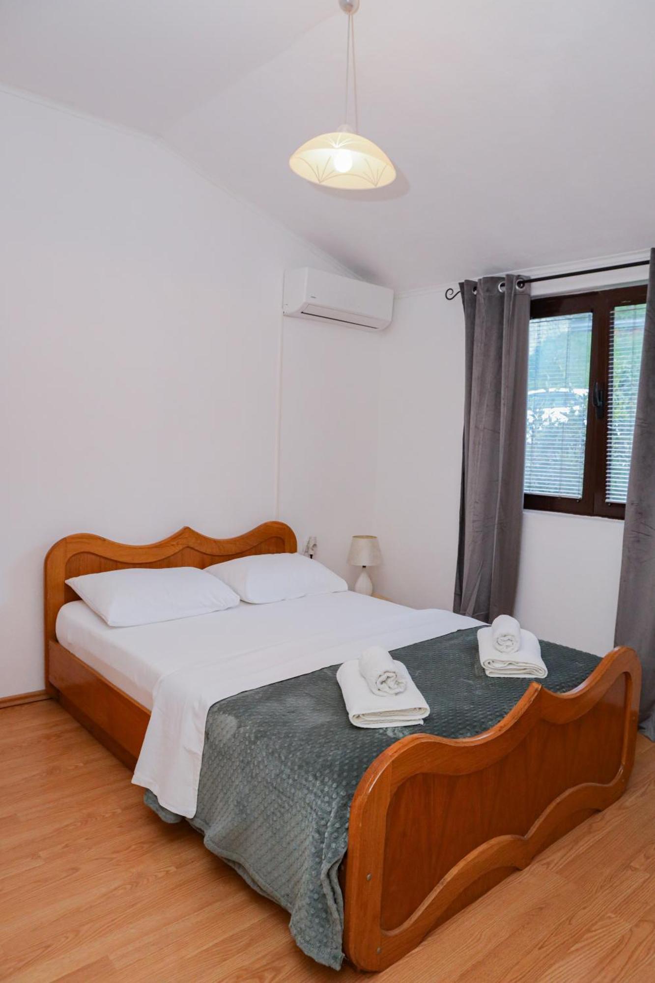 3-Bedroom Apartment With Panoramic Bay Views Kotor Zewnętrze zdjęcie